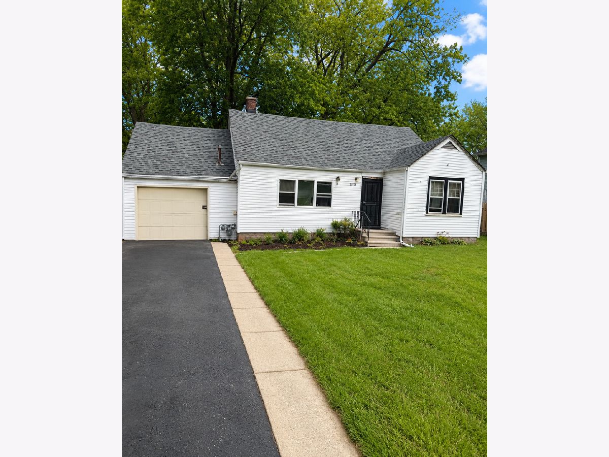  For Sale Markham Illinois, 15739 Whipple Avenue
