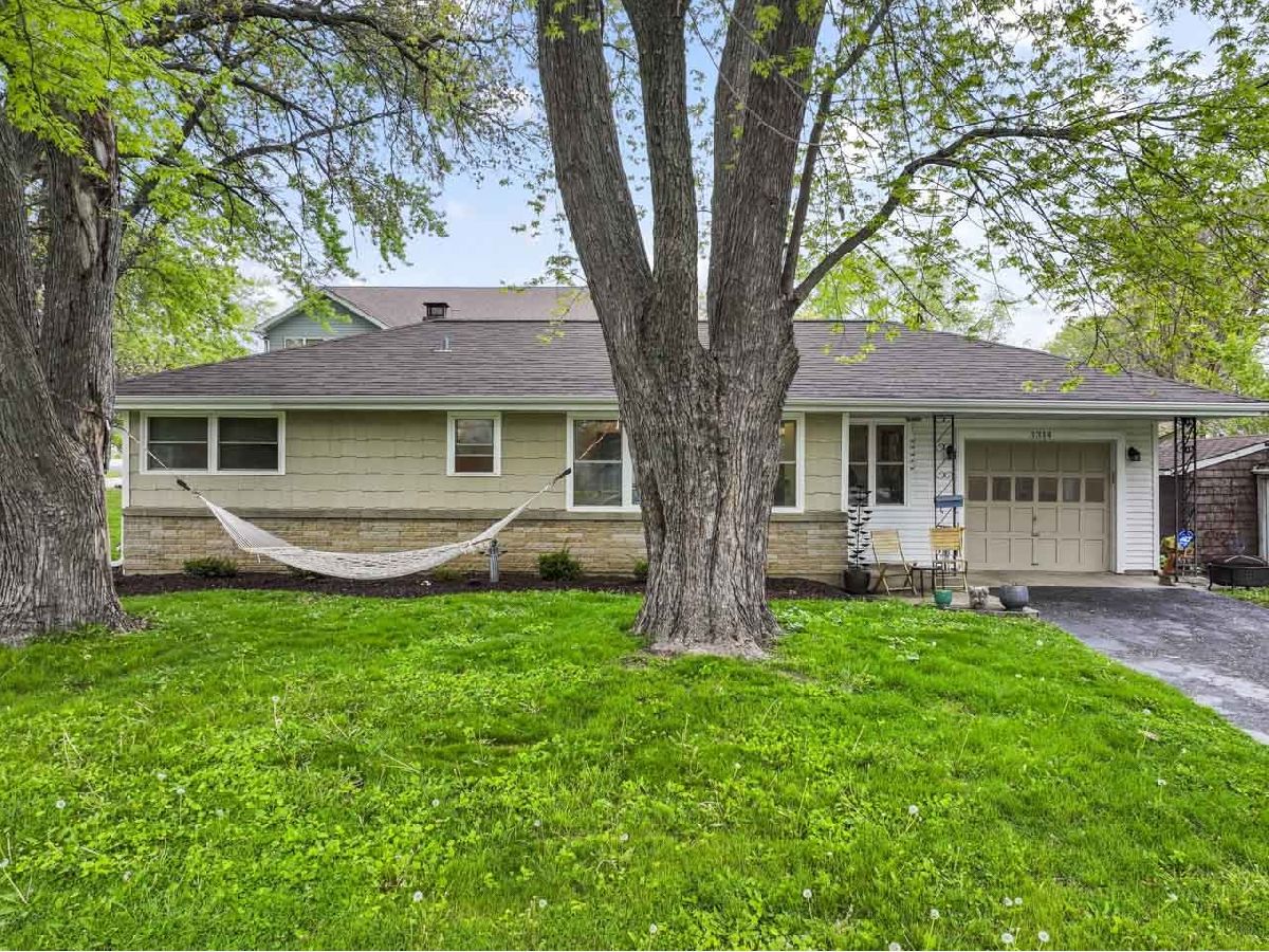  For Sale Mchenry Illinois, 3314 Washington Street