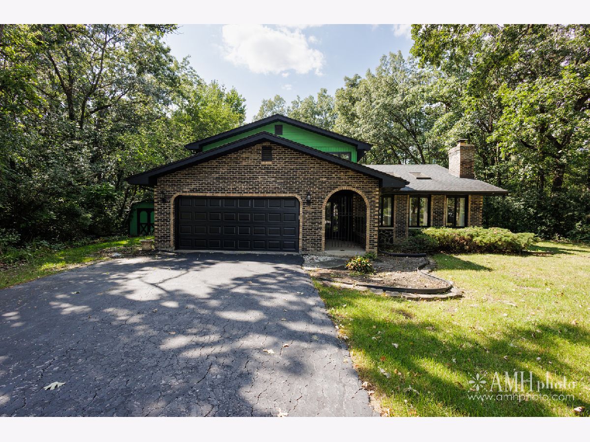  For Sale Crete Illinois, 855 Charles Street