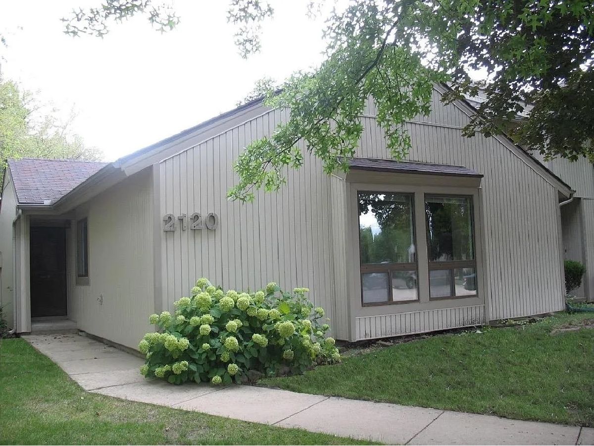  Sold Champaign Illinois, 2120 Melrose