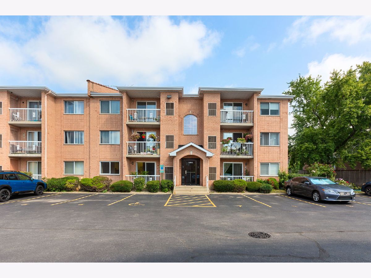  For Sale Glenview Illinois, 4201 Quinlan Road