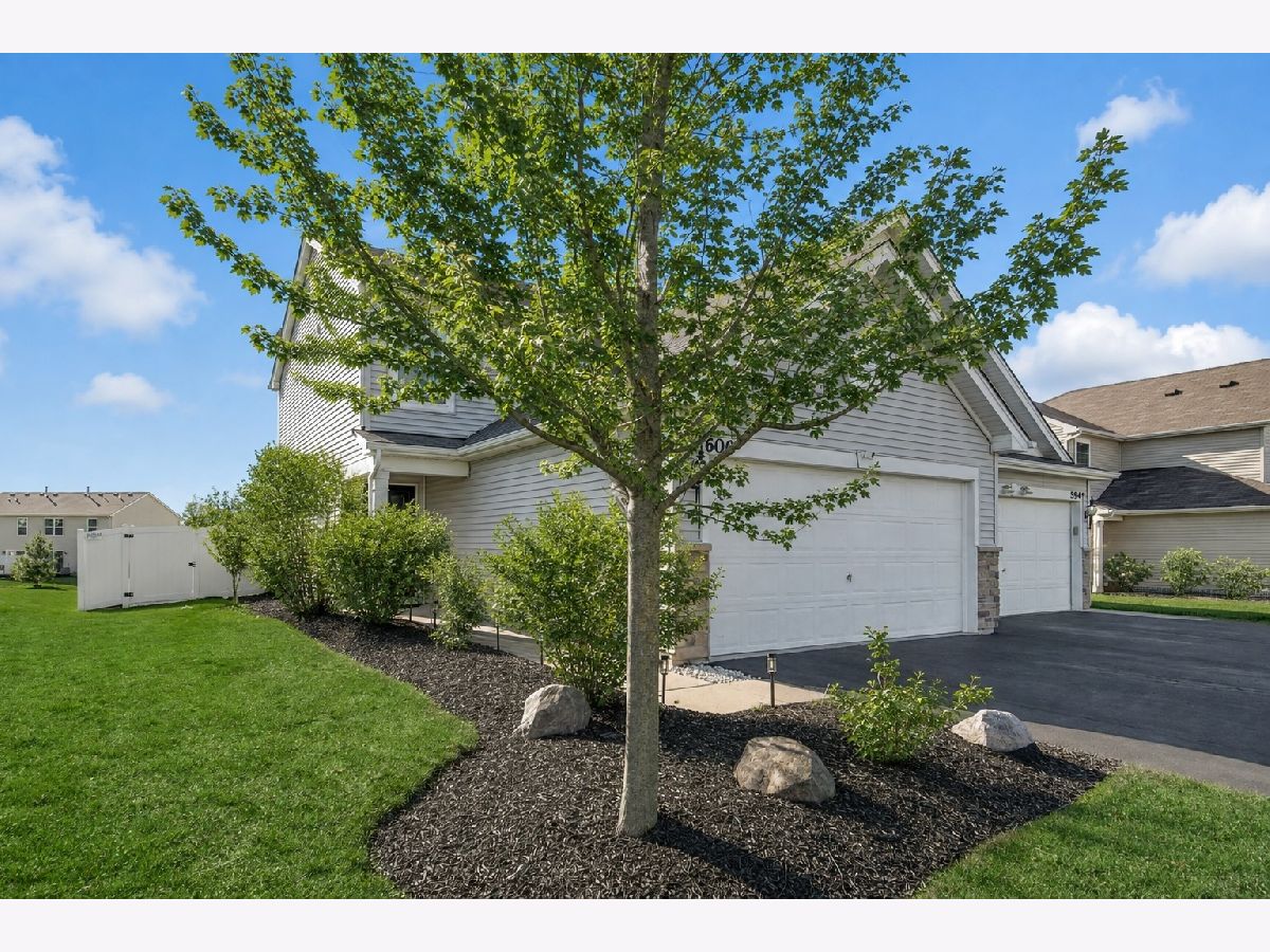  For Sale Hampshire Illinois, 600 Vine Street