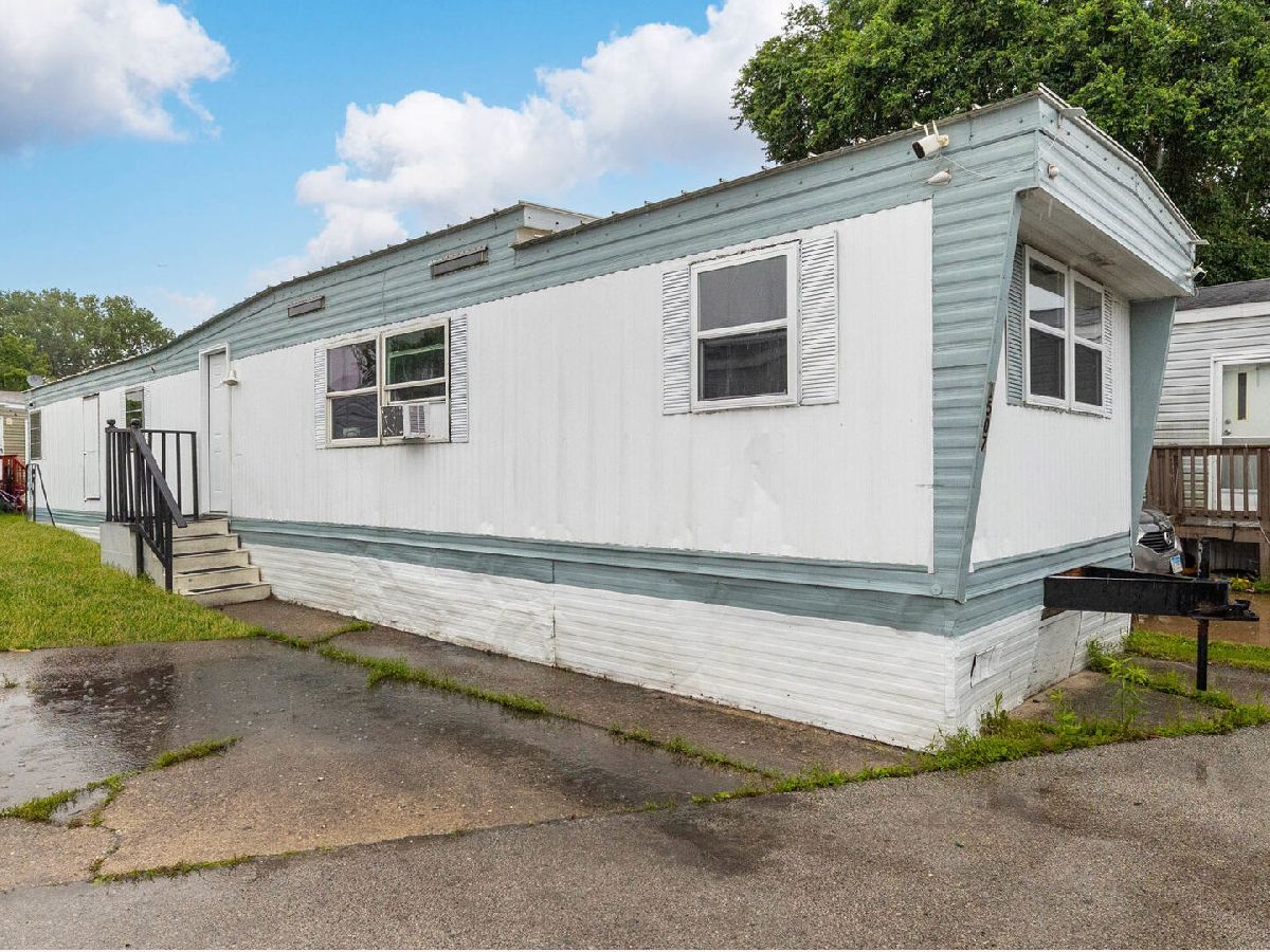  For Sale Bridgeview Illinois, 8800 Harlem Avenue