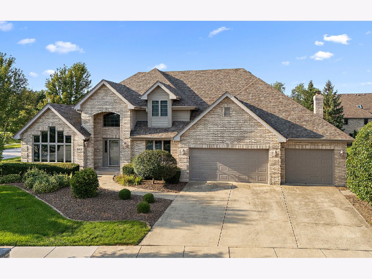 Homes For Sale Deer Point Estates Orland Park Illinois, 10908 Deer Point Drive