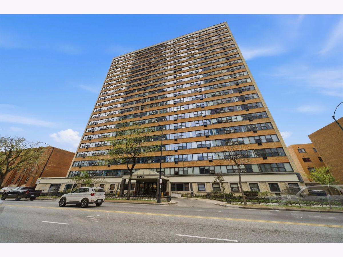  Rented Chicago Illinois, 6030 Sheridan