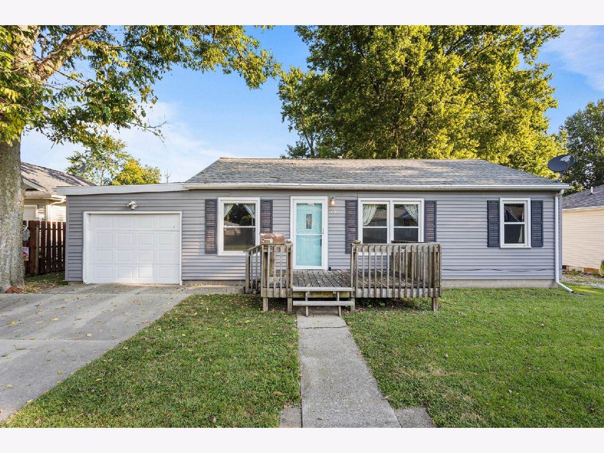  For Sale Tuscola Illinois, 602 Van Allen Street