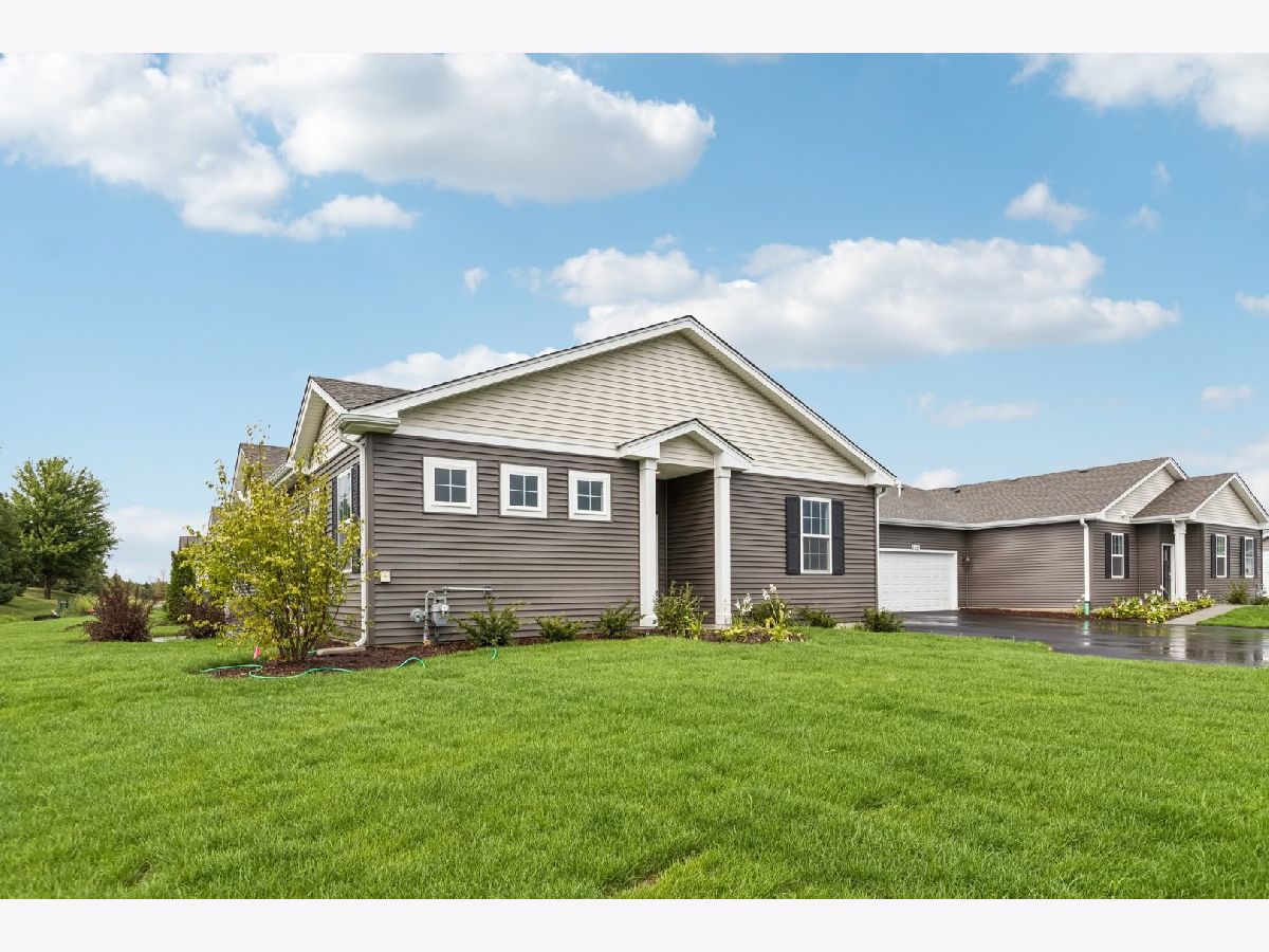 Homes & Condos & Townhomes For Sale Stonewater Wonder Lake Illinois, 6453 Maple Glen Drive