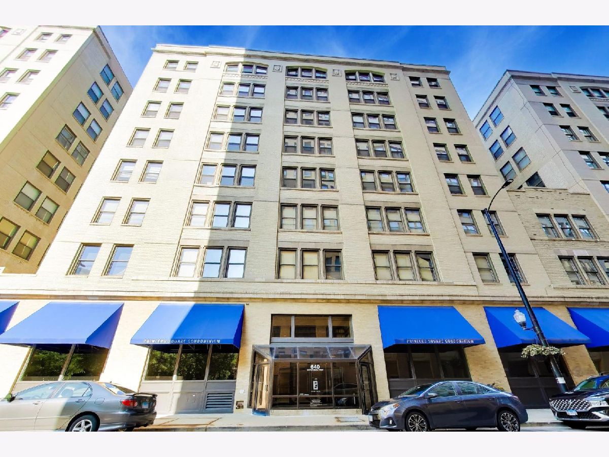  For Sale Chicago Illinois, 640 Federal Street