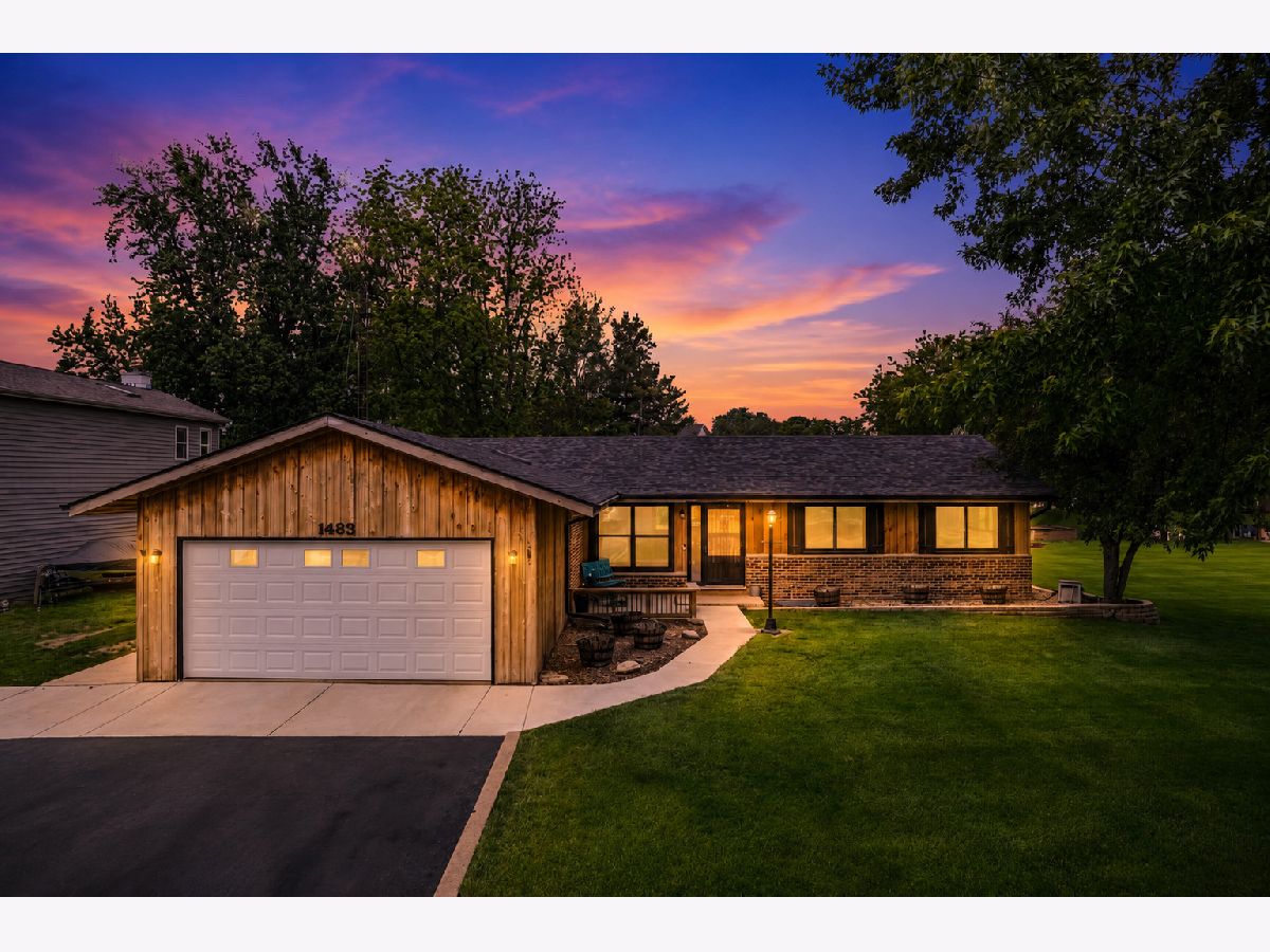  For Sale Lake Holiday Illinois, 1483 Nova Road