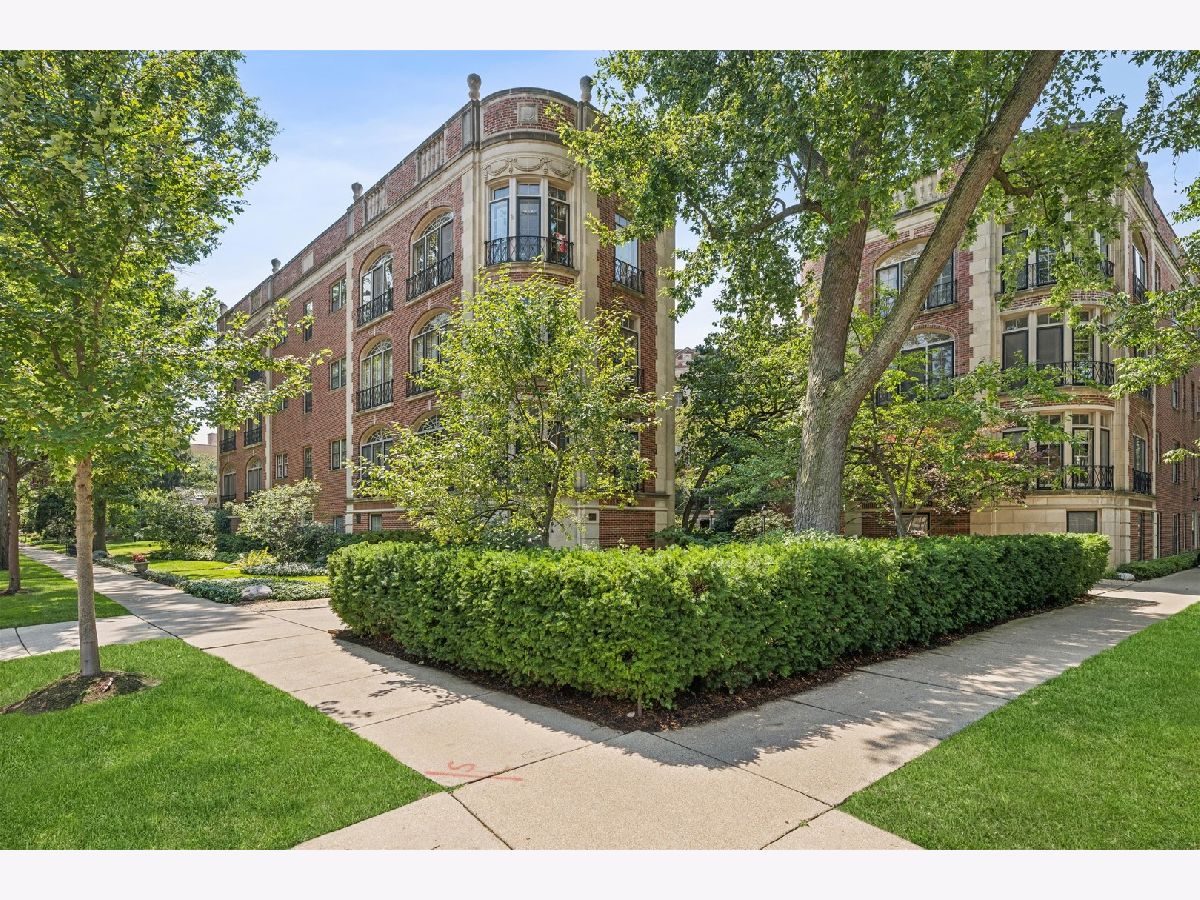  For Sale Evanston Illinois, 940 Michigan Avenue