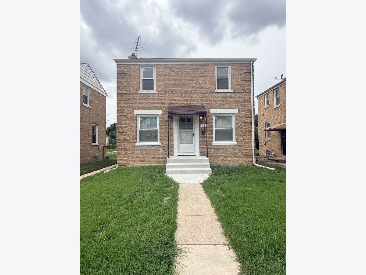  Rented Bellwood Illinois, 304 Hyde Park
