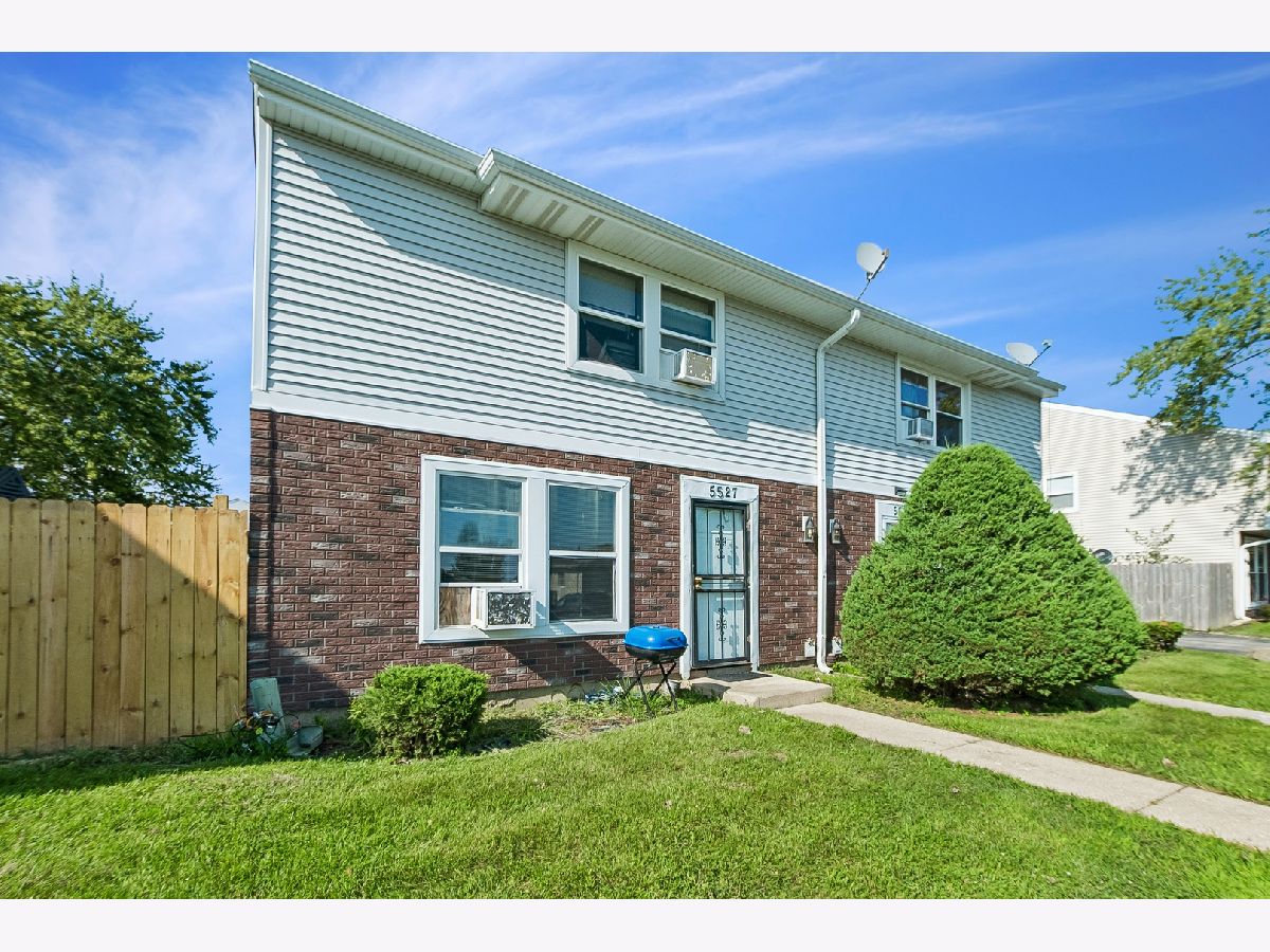  For Sale Matteson Illinois, 5527 Allemong Drive