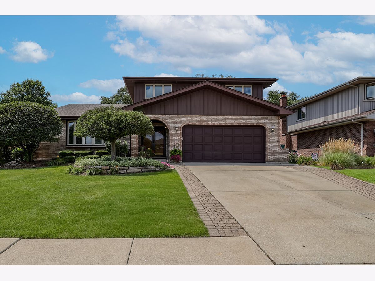  For Sale Homer Glen Illinois, 15614 Badger Lane