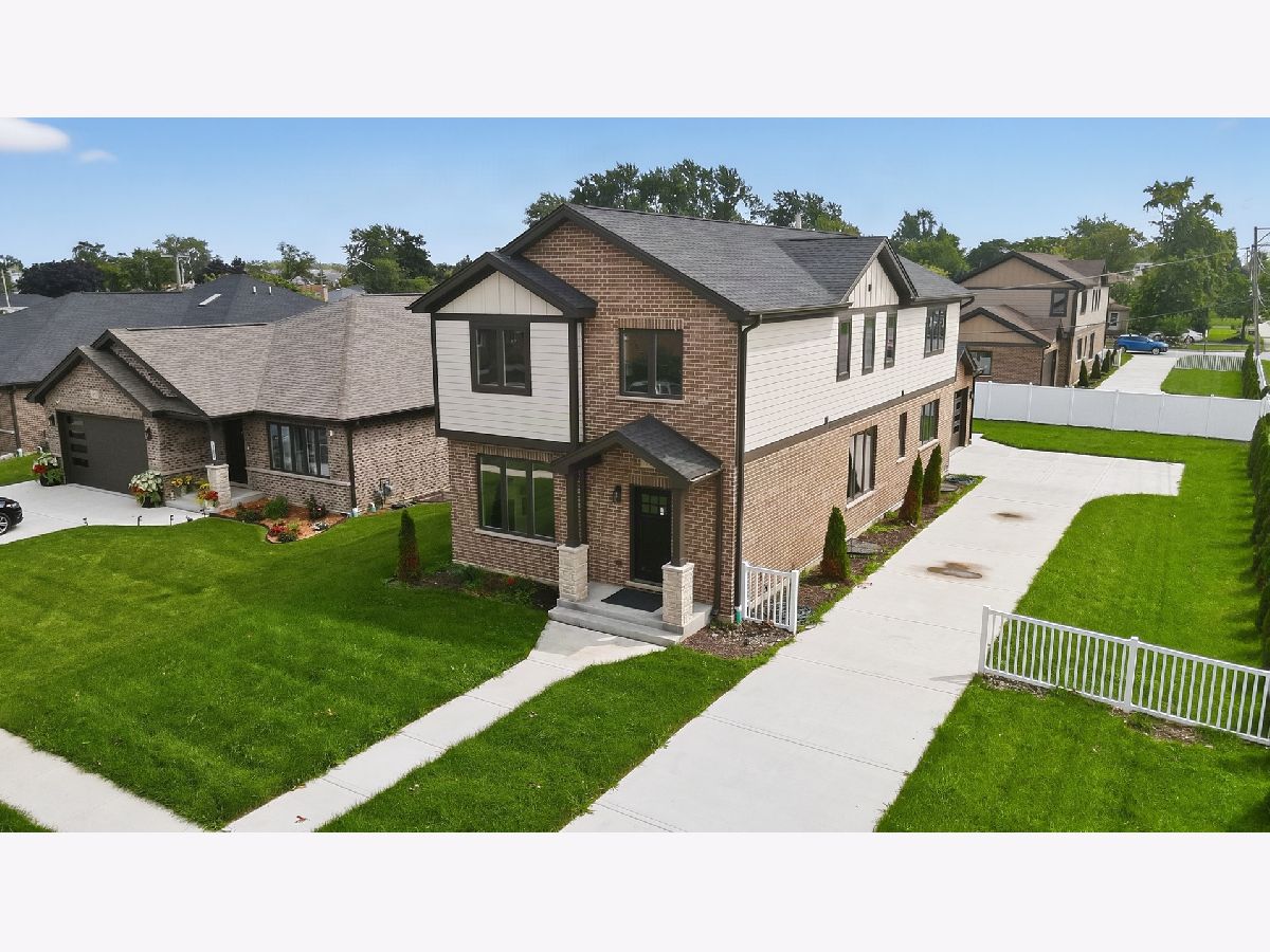  For Sale Bridgeview Illinois, 7957 73 Place