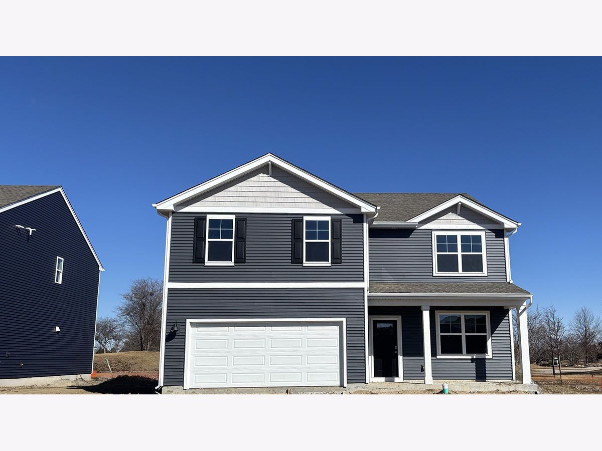 Homes & Condos & Townhomes For Sale Stonewater Wonder Lake Illinois, 2271 Cobble Springs Drive