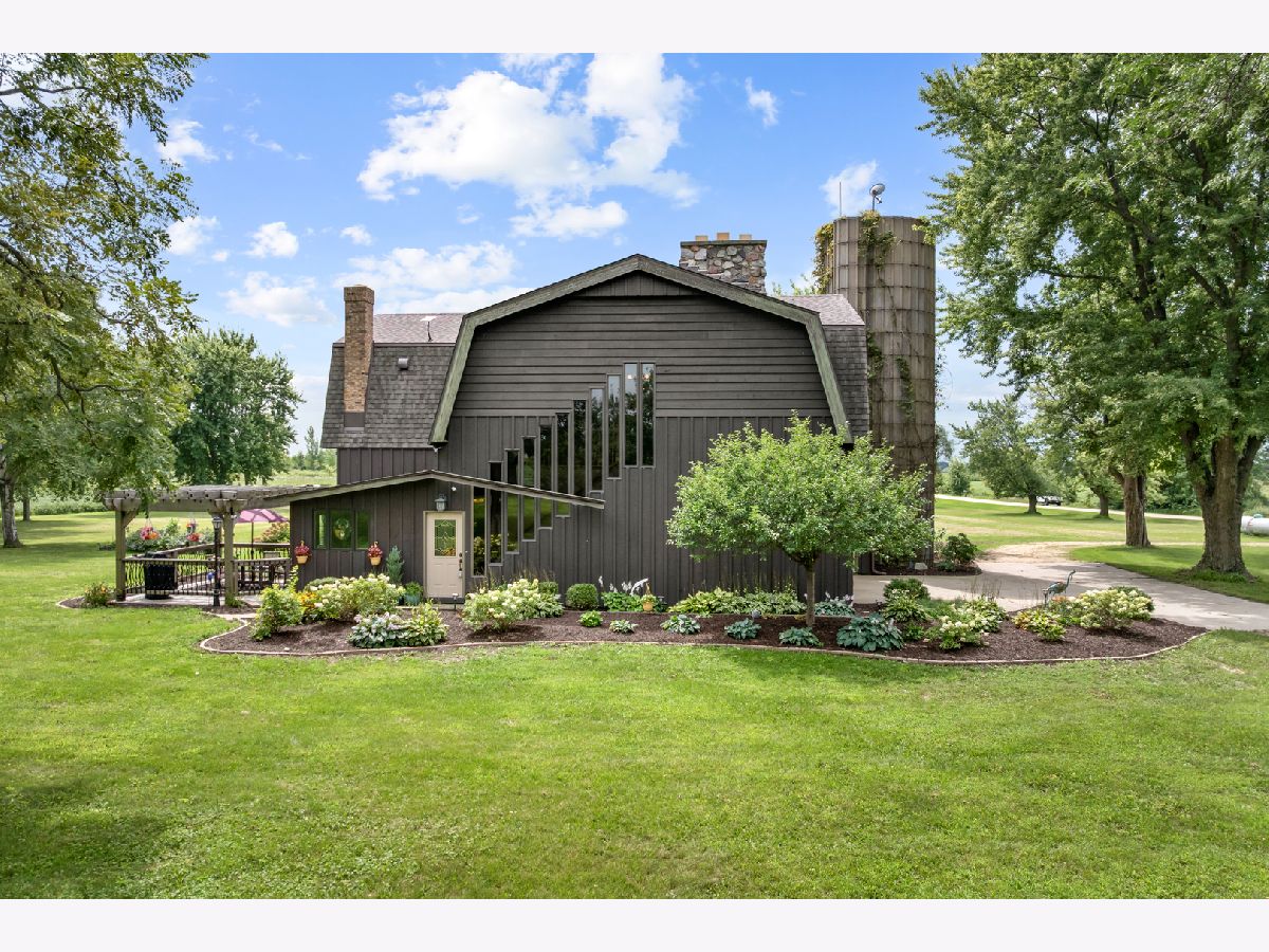  For Sale Kingston Illinois, 34066 Myelle Road