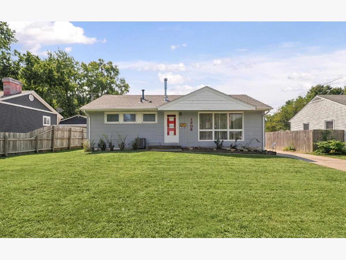  For Sale Urbana Illinois, 1205 Fairlawn Drive