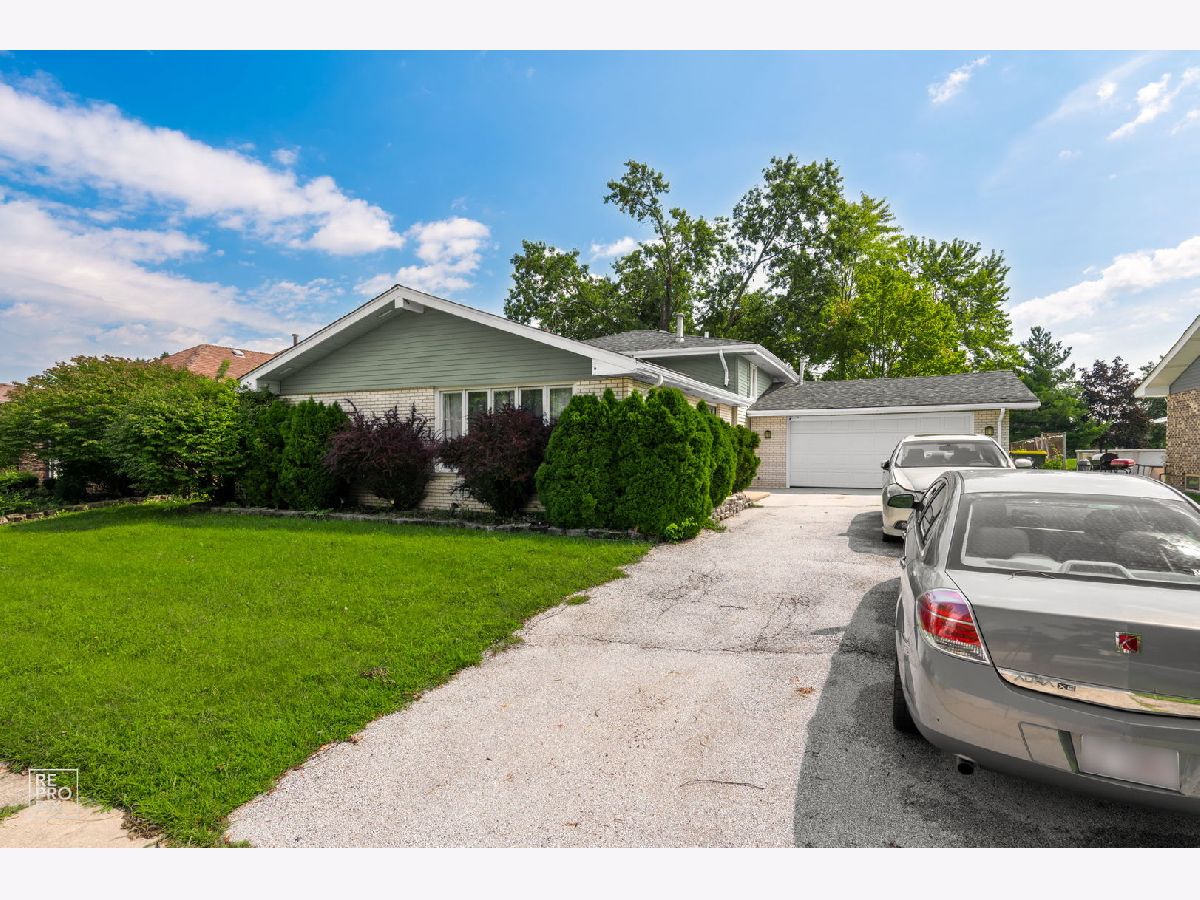  For Sale Lynwood Illinois, 19533 Lake Lynwood Drive