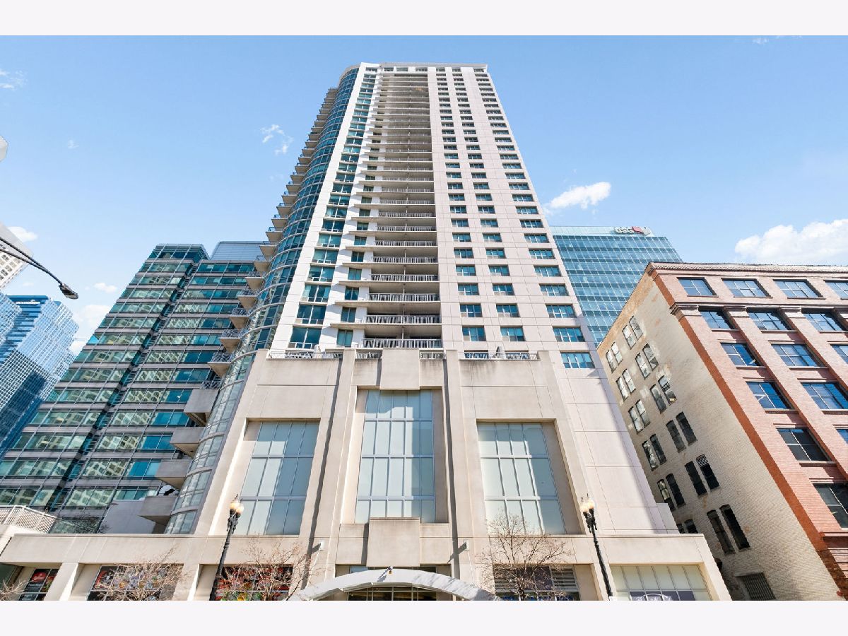  For Sale Chicago Illinois, 125 Jefferson Street