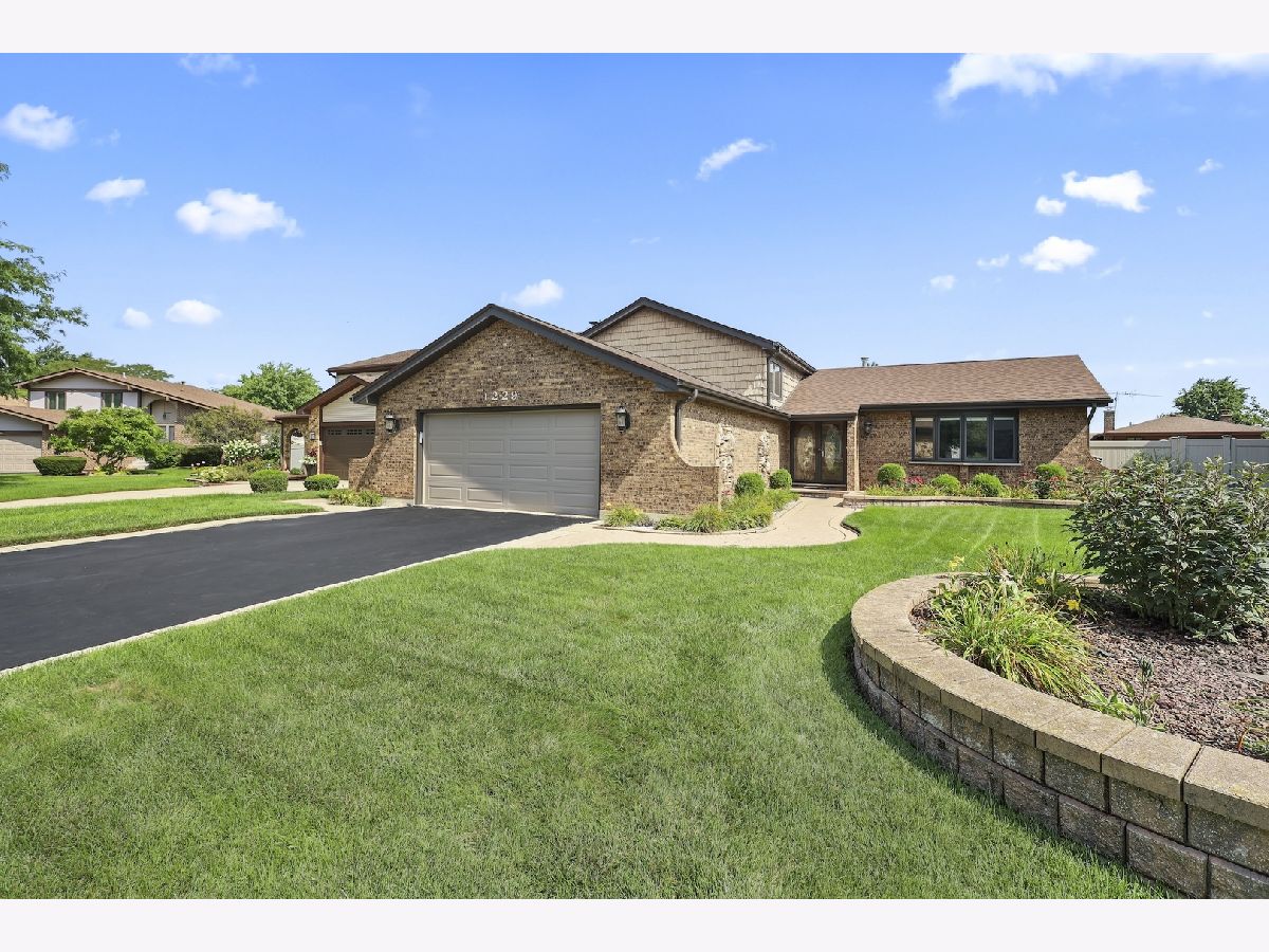  For Sale Addison Illinois, 1229 Anvil Court