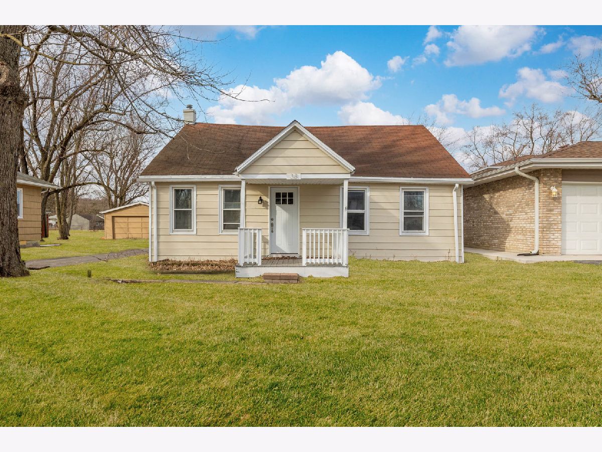  For Sale Glenwood Illinois, 38 Rebecca Street