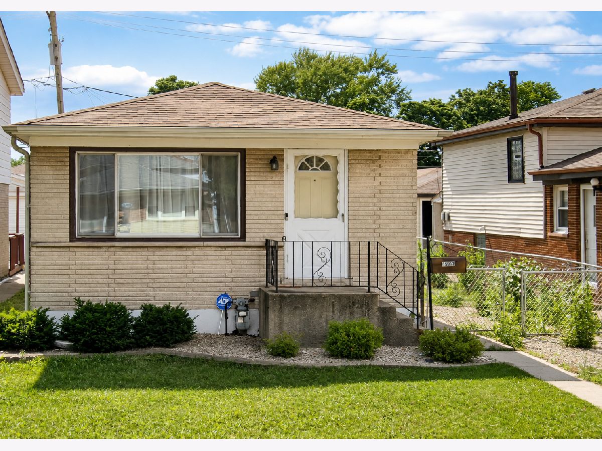  For Sale Chicago Illinois, 13024 Burley Avenue