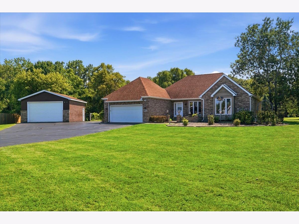  For Sale Beach Park Illinois, 10351 W Prairie Lane