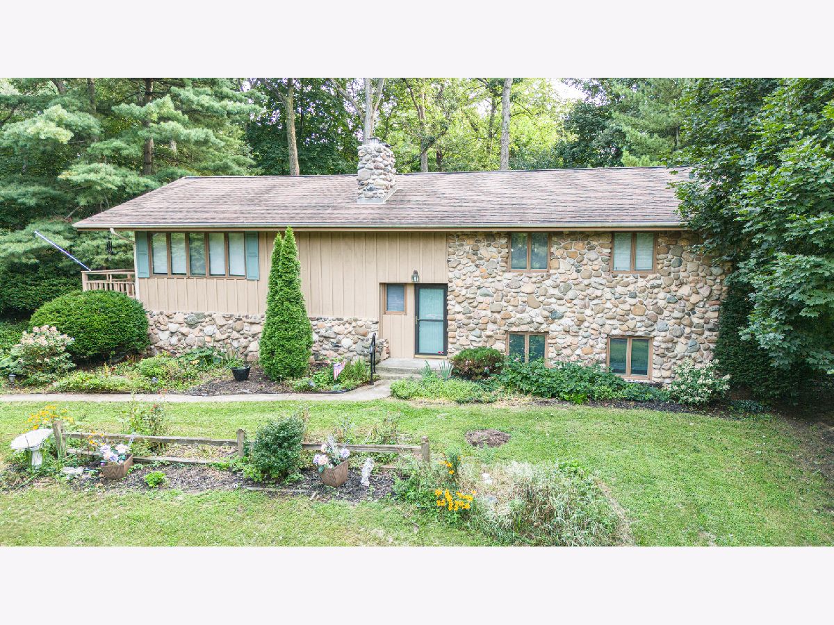  For Sale Roscoe Illinois, 7901 Louella Drive
