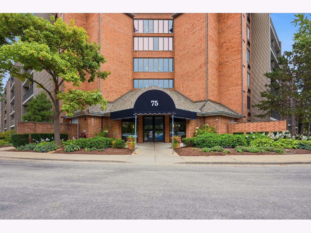  For Sale Schaumburg Illinois, 75 Kristin Circle