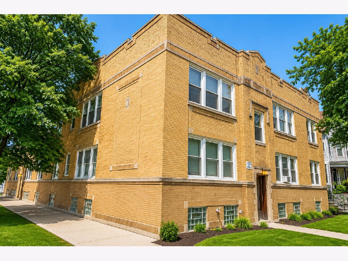  Rented Chicago Illinois, 4860 Byron