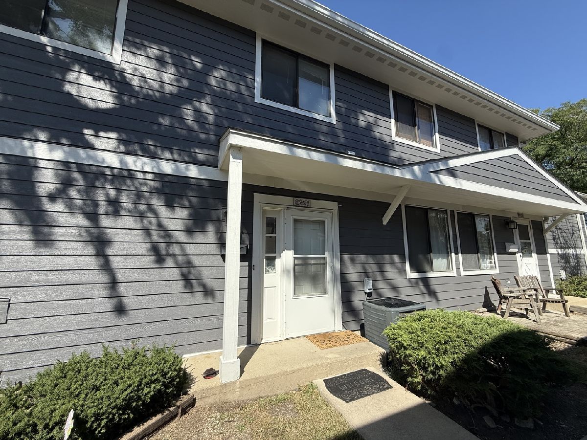 Townhomes & Condos For Rent The Glens Hanover Park Illinois, 6258 Gold