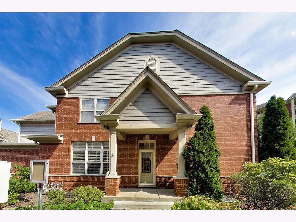 Condos & Townhomes & Homes For Sale Woodlands Of Morton Grove Morton Grove Illinois, 512 Callie Court