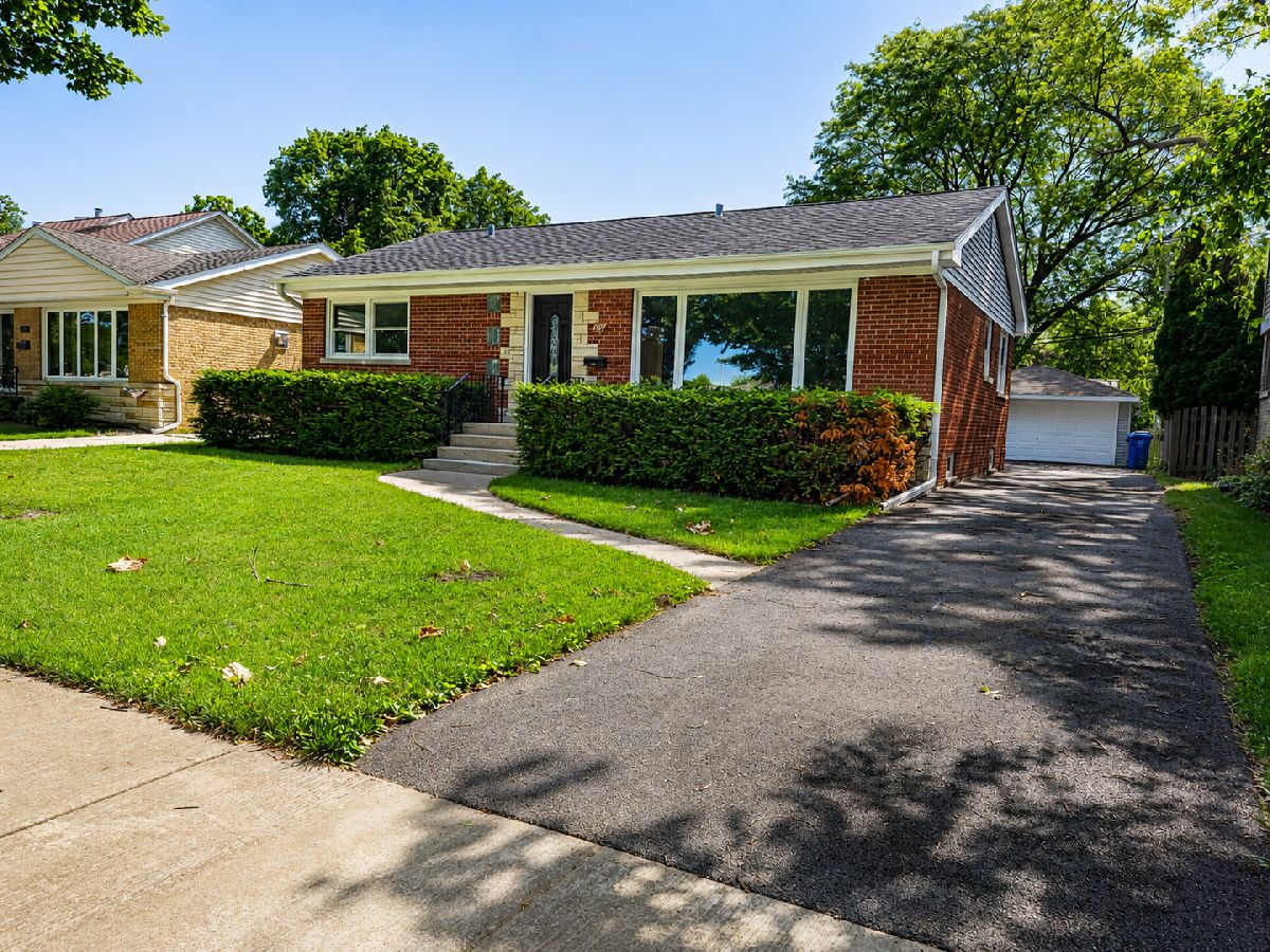  Rented Mount Prospect Illinois, 307 Fairview