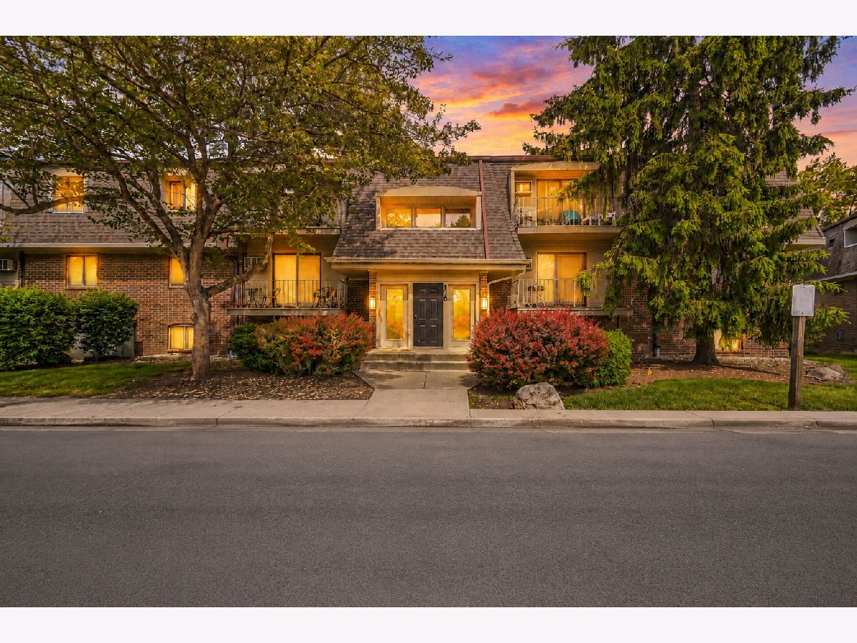  For Sale Naperville Illinois, 138 Bailey Road