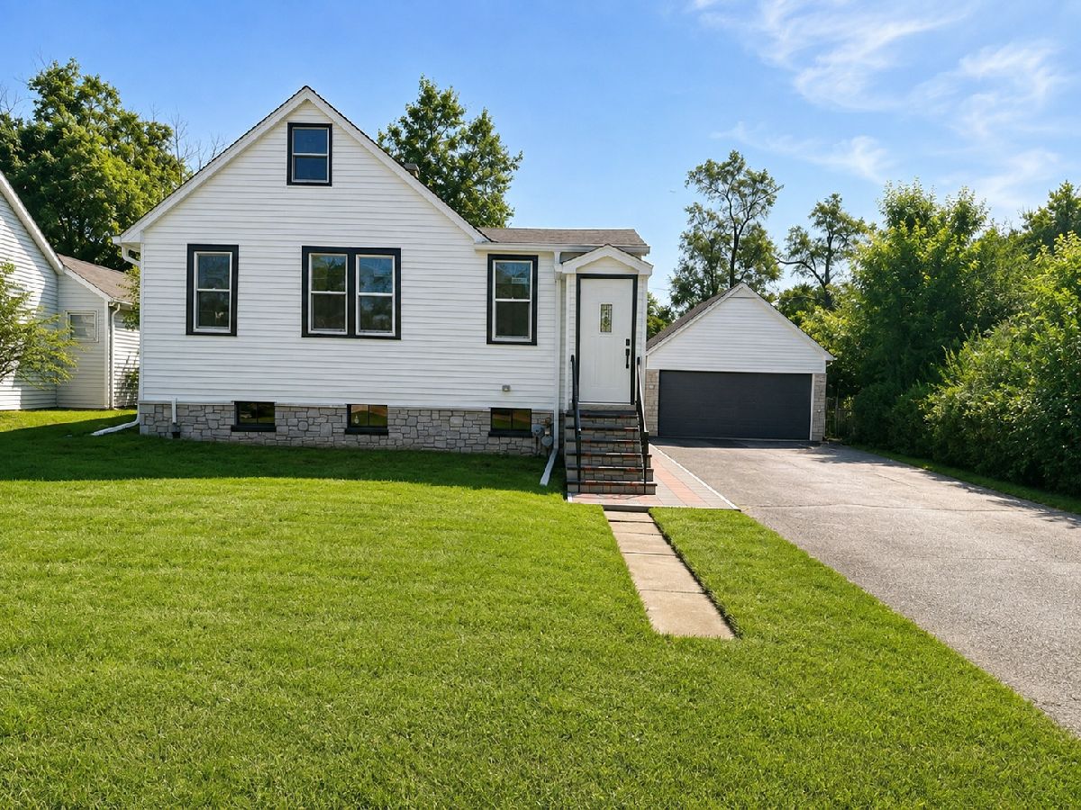  For Sale Mount Prospect Illinois, 211 Graylynn Drive