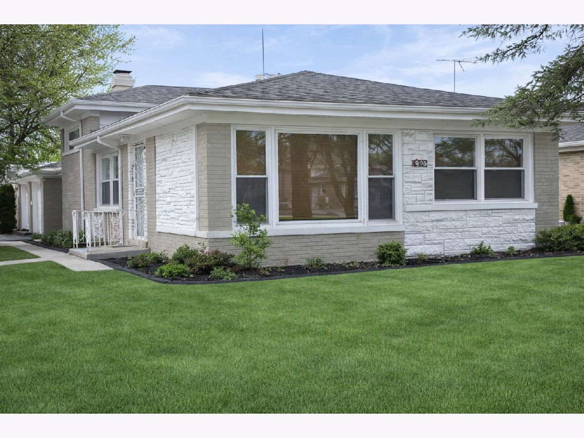  For Sale Calumet City Illinois, 1396 Buffalo Avenue