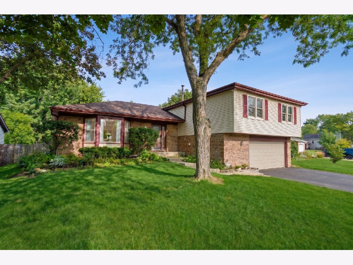  For Sale Lake Zurich Illinois, 1434 Coral Reef Way