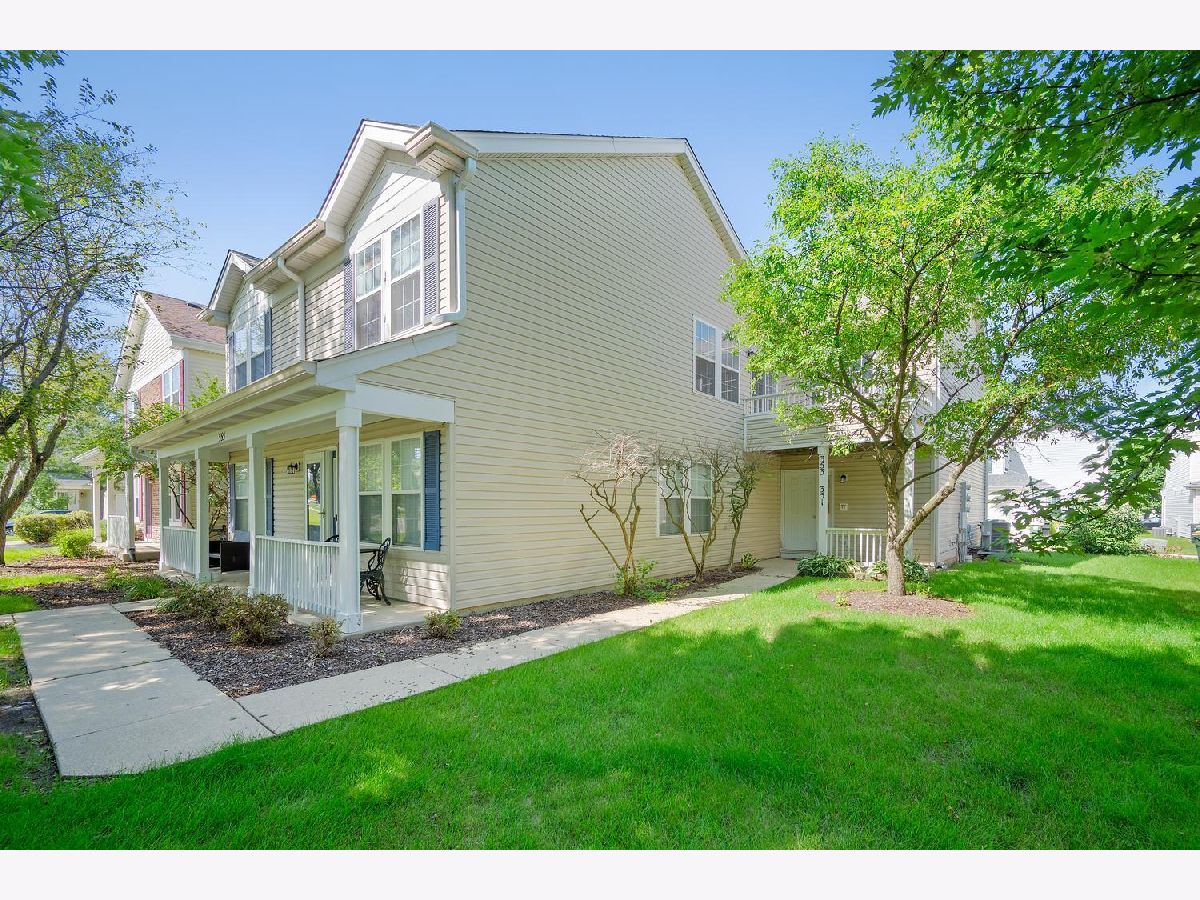  For Sale Oswego Illinois, 353 Ogden Falls Boulevard