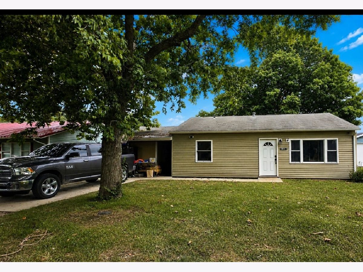  For Sale Tuscola Illinois, 1017 Eastview Drive