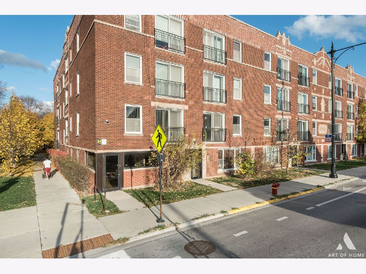  Rented Chicago Illinois, 3733 Milwaukee