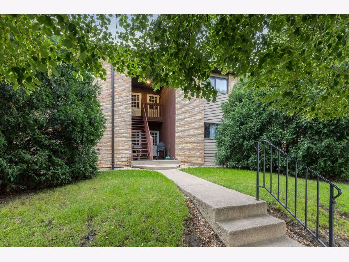  For Sale South Elgin Illinois, 720 Sundown Road