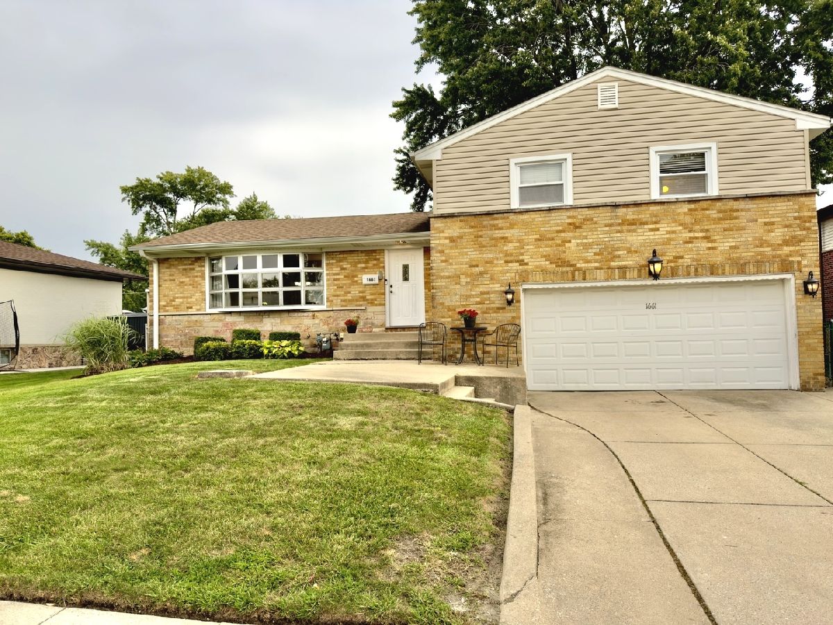  For Sale Melrose Park Illinois, 1661 Charleston Court