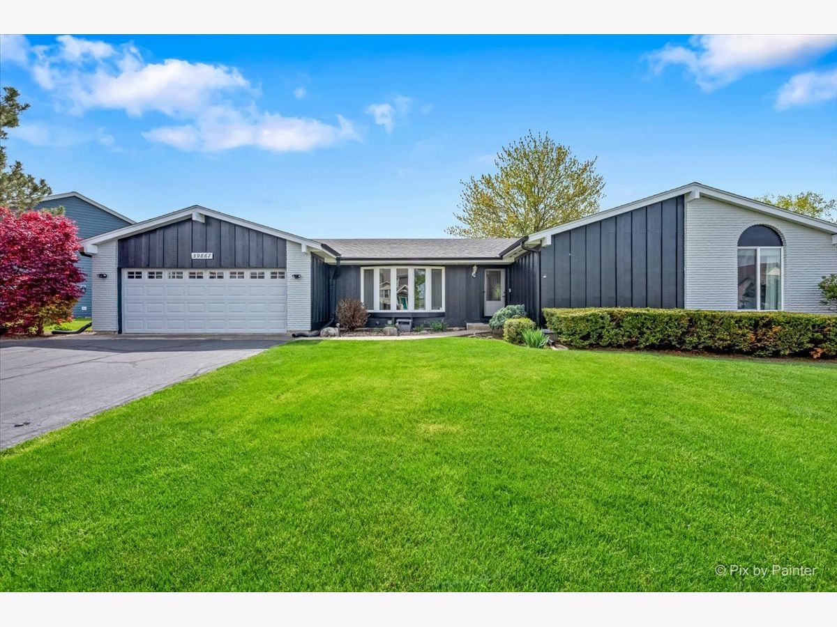  Rented Antioch Illinois, 39867 Harbor Ridge