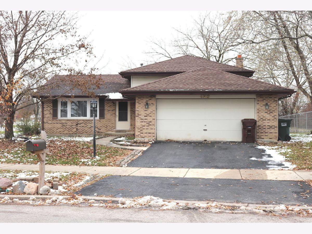  For Sale Richton Park Illinois, 4912 Arquilla Drive