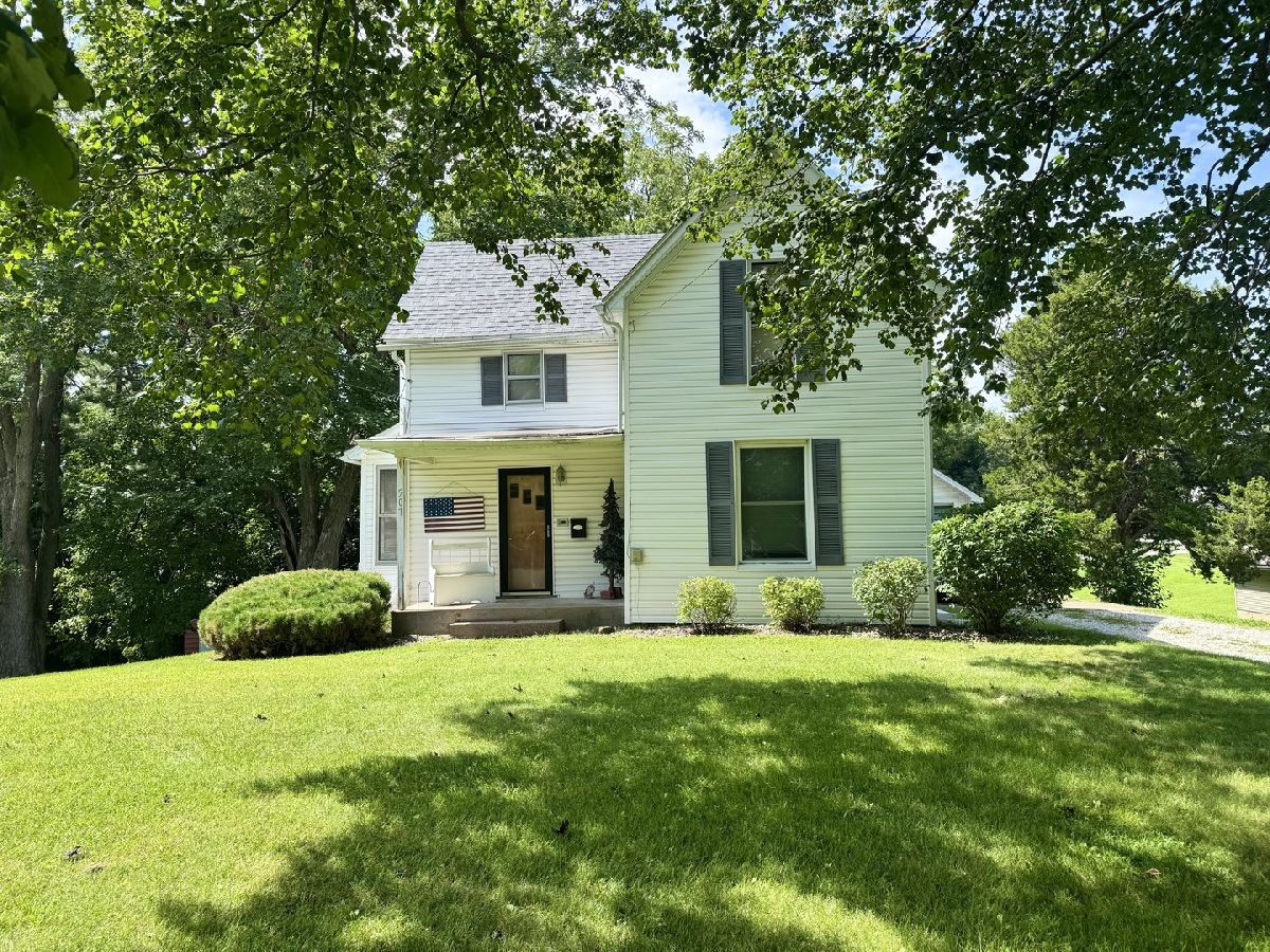  For Sale Aledo Illinois, 507 4th Avenue
