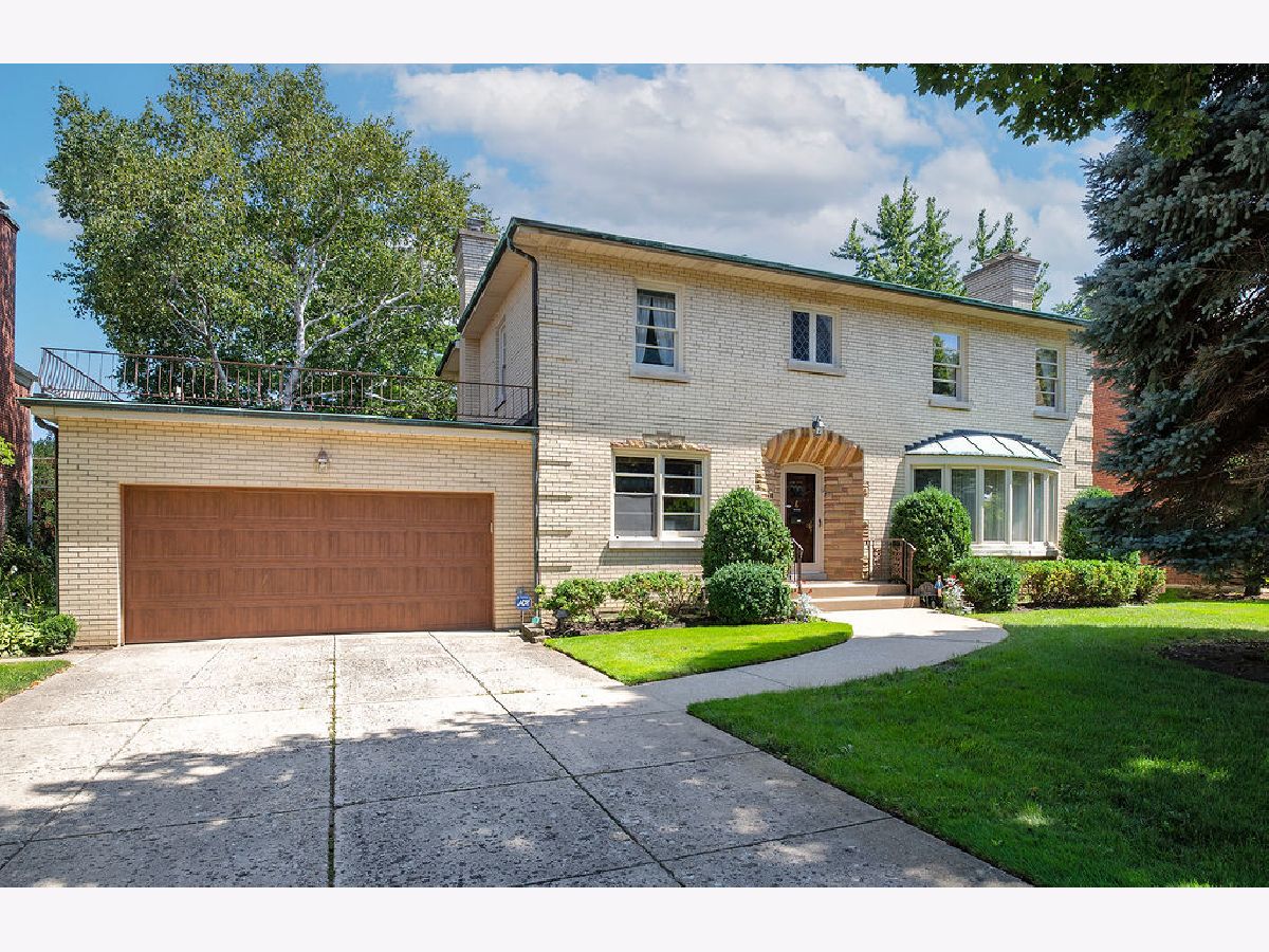  For Sale Lincolnwood Illinois, 6733 Navajo Avenue