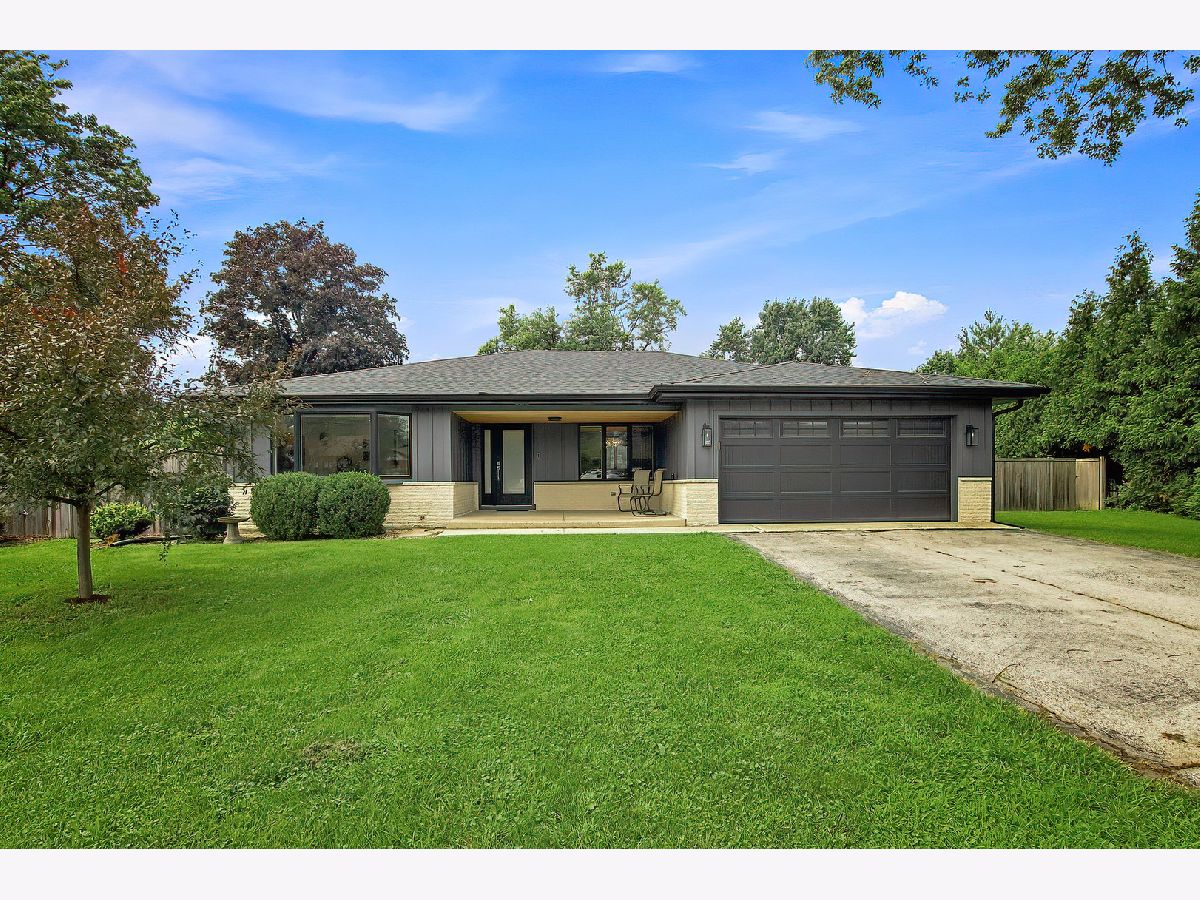  For Sale Willowbrook Illinois, 9S580 Clarendon Hills Road
