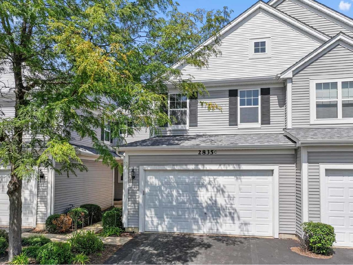  For Sale Wauconda Illinois, 2835 Cattail Court