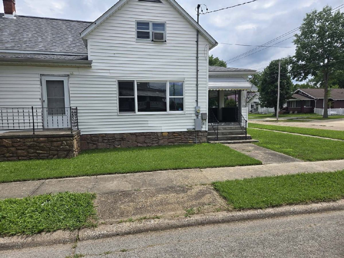  For Sale Harrisburg Illinois, 128 Homer Avenue