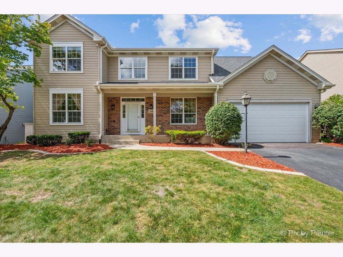 Homes & Condos & Townhomes For Rent Willoughby Farms Estates Algonquin Illinois, 2240 Barrett